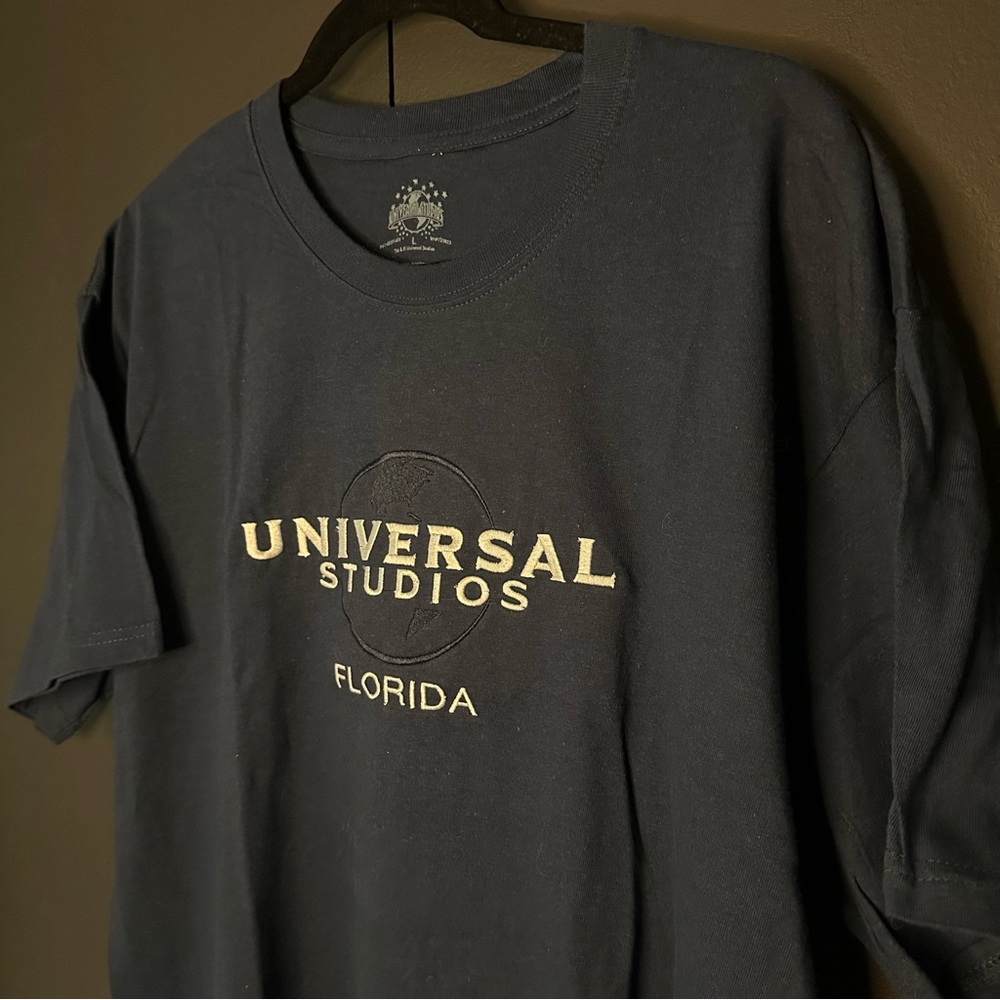 Universal Studios Florida Black Embroidered T-Shirt Size Large